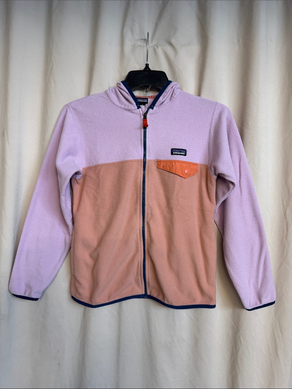 Patagonia Micro D Snap-T Fleece hooded Jacket, Size M/10 Color Lilac & Peach